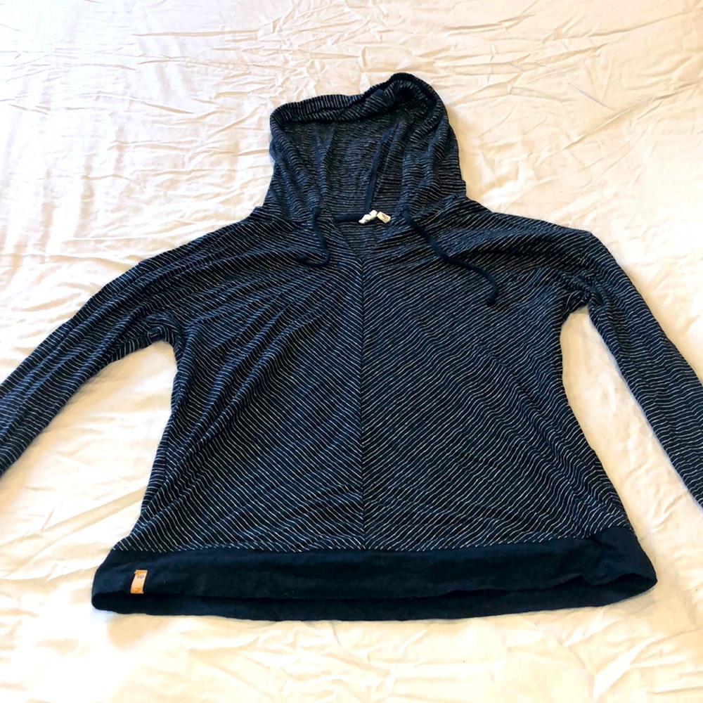 Long sleeve